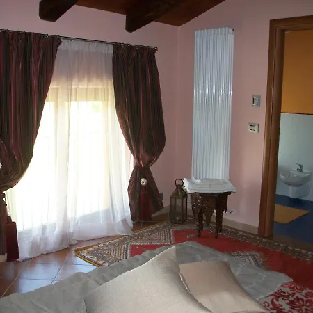 La Corte Di Langa Casa di campagna *