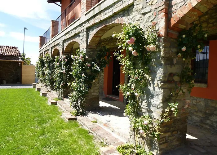 Country house La Corte Di Langa Albaretto della Torre