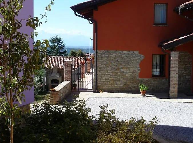 Country house La Corte Di Langa *